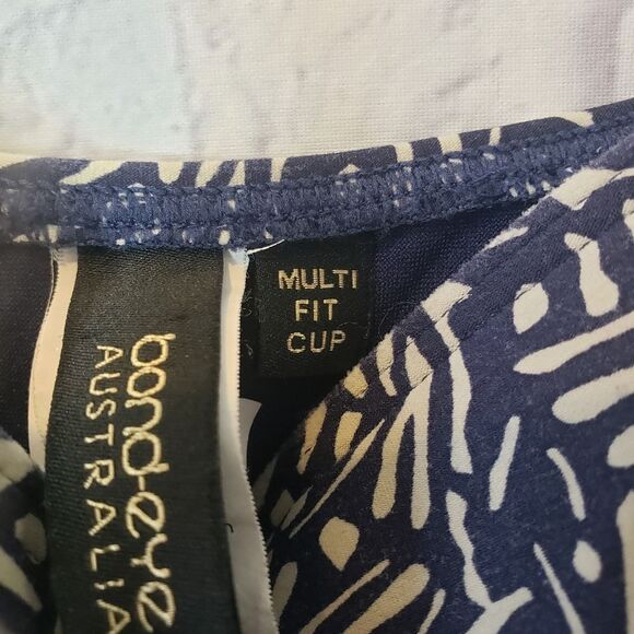 BOND-EYE AUSTRALIA One Piece Swimsuit Bathing Suit 10 - Picture 5 of 9